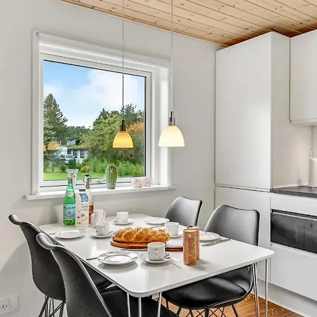 2 Bedroom In