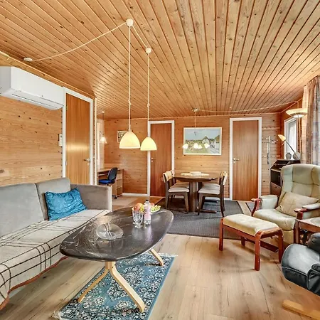 2 Bedroom Cozy In * Fårvang