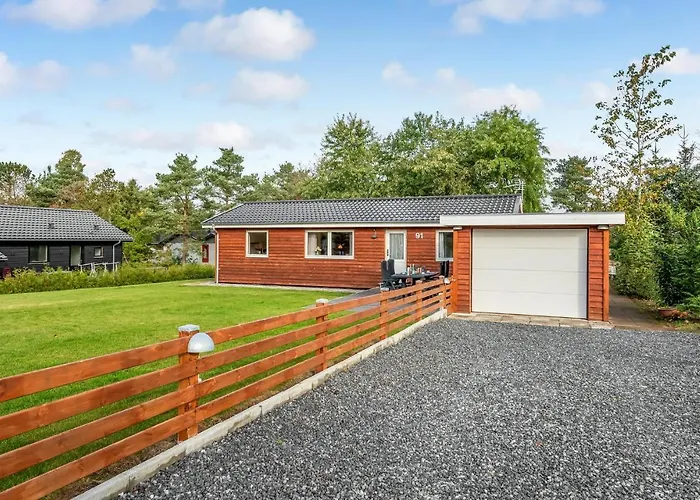2 Bedroom In Prázdninový dům *